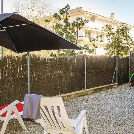 Apartment 2 Bedroom Lovely In