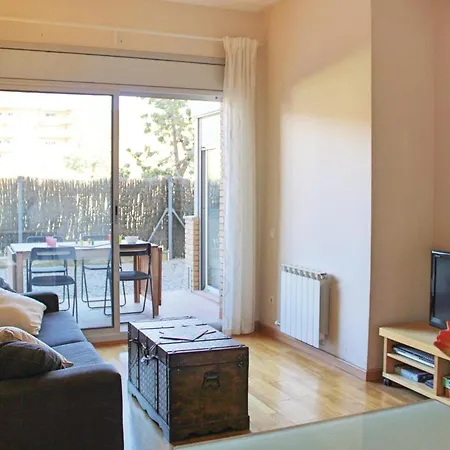 2 Bedroom Lovely In Tossa de Mar
